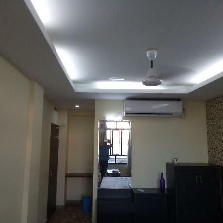 Assam Jatri Niwas Hotel Puri Exterior photo